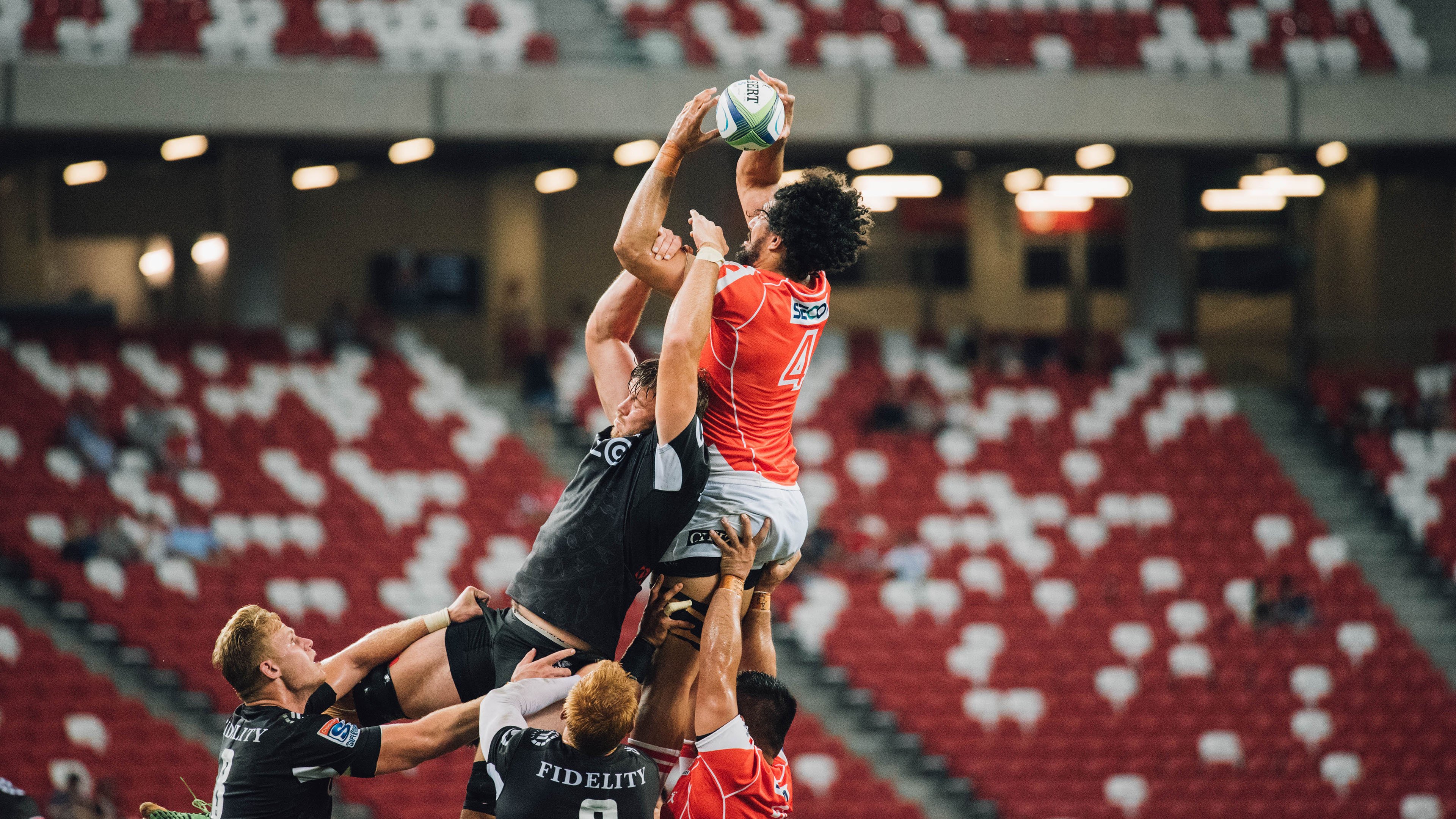 绝杀之夜与高光传奇，上海男篮的奇迹与东契奇的启示